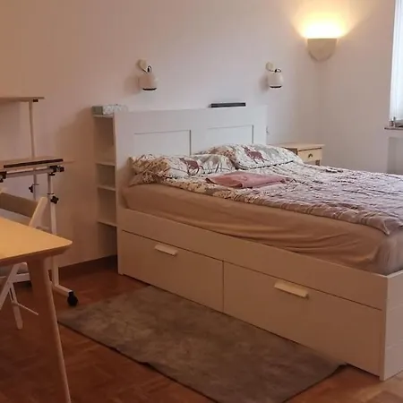 Single In Schoener Lage Gerresheim *