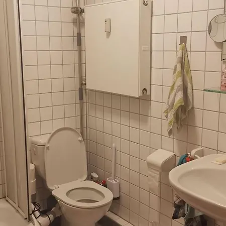 Single In Schoener Lage Gerresheim דירה *